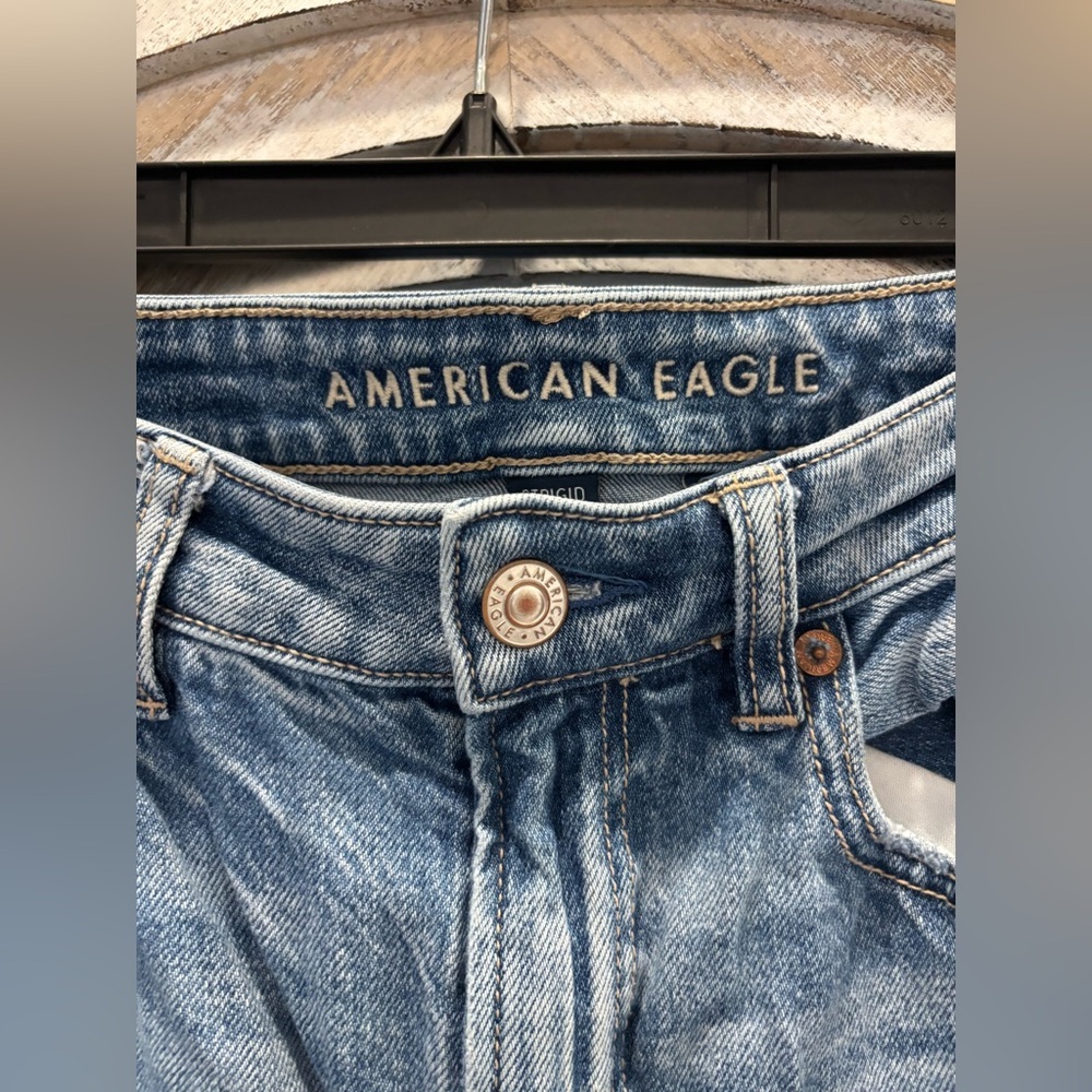 American Eagle Outfitters High Rise Distressed Blue Jeans - Picture 2 of 6